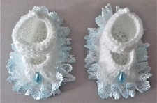 Hand knitted dolls clothes. Fit reborn baby doll18"/19"  Premature baby 4/7lb.