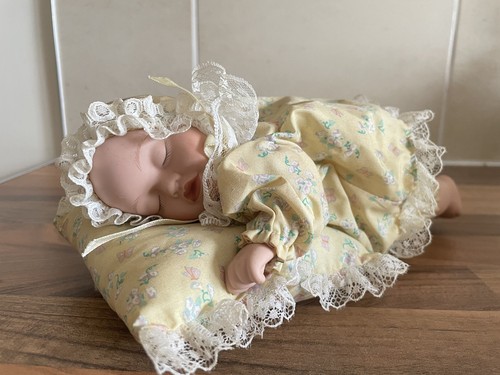 Vintage wind musical baby - wind,