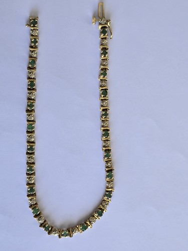 Emerald and diamond carat - emerald,