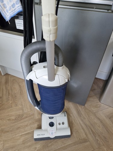 Sebo felix vacuum - sebo, part