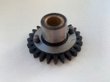 MUREX / ESAB / TECARC / MILLER / MIG WELDER GEARED ADAPTOR. (GEAR FOR ROLLER)