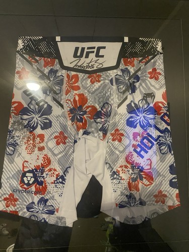 Venum ufc signed - venum,