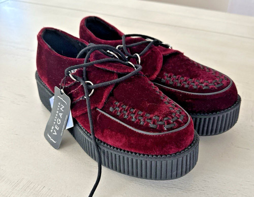Burgundy velvet viva - t.u.k.,