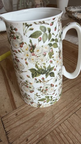 Heron cross roses jug white - cross,