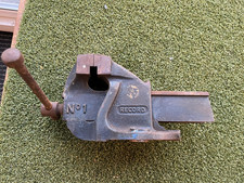 RECORD No 1 BENCH MOUNTED ENGINEERS VICE 3 INCH JAWS