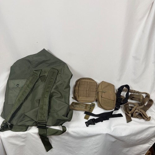 Vintage olive green military - green,