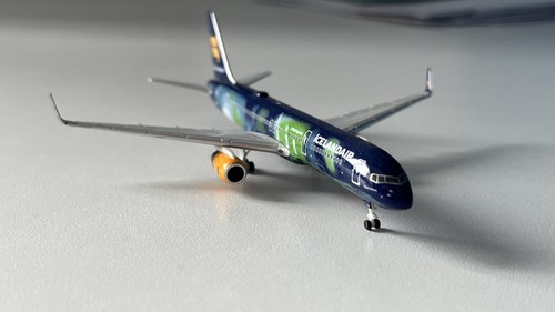 Herpa wings 400 - 1:400, scale
