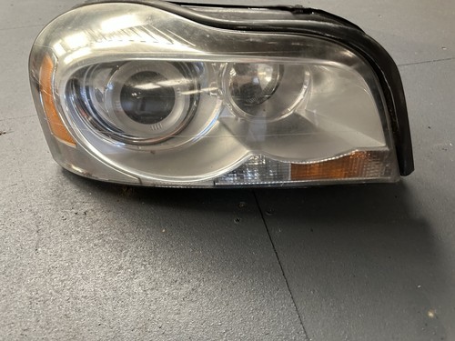 Volvo xc90 drivers side xenon - xc90,