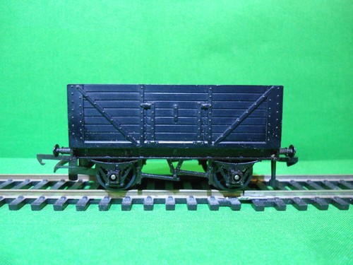 Hornby triang gauge to - oo,