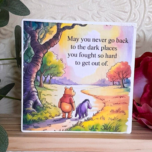 Winnie the pooh eeyore - winnie,