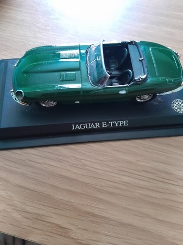 Green jaguar type 43 car - green, 1:43