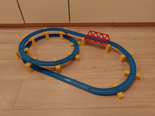 Spiral track tomy - track,