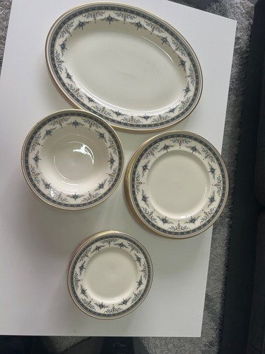 Plate set pieces - plate,