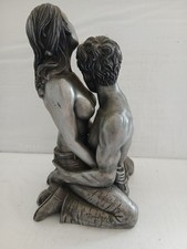 Lovers Embrace Heavy Figurine 24cm High Resin?