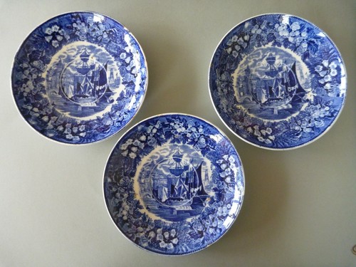 Wedgwood ferrara saucers - wedgwood, 6.5"