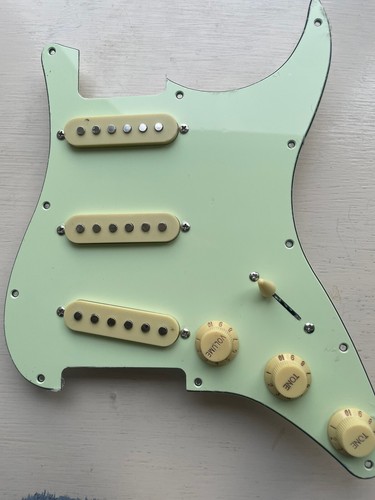 Stratocaster guitar 3ply mint - stratocaster,