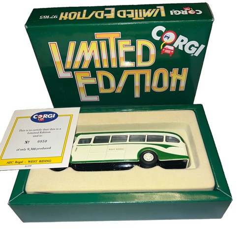 Corgi collection 81559 - corgi, aec