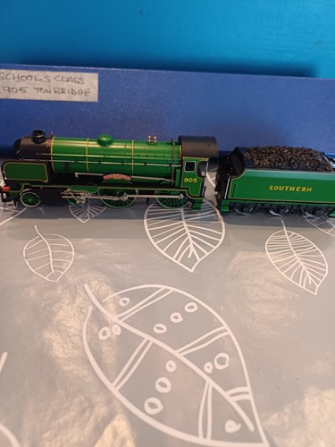 Hornby gauge 0 schools - hornby,