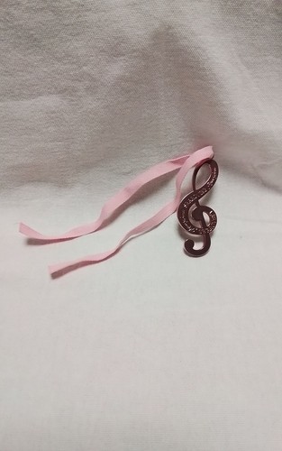 Treble clef music symbol - clef,