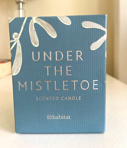 Habitat under the mistletoe - habitat,