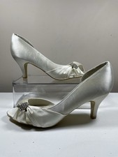 Woman's Satin Bridal Shoes