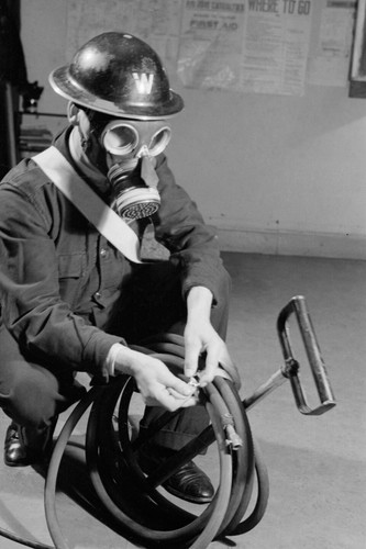 Warden wearing gas - gas, mask