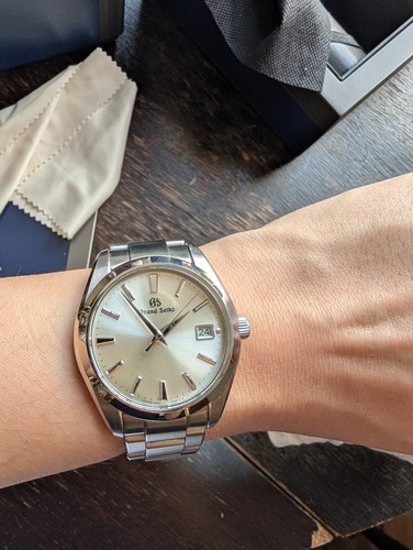 Grand seiko heritage champagne - grand,