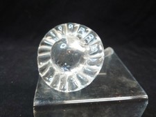 Dartington Daisy Paperweight
