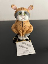 Comic and Curious Cats:" Mo in