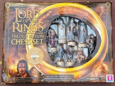 Lord Of The Rings Trilogy Edition Chess Set Full Colour Limited Edition