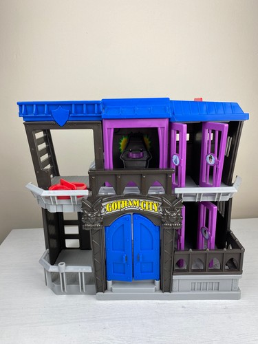 Batman gotham city jail - gotham,