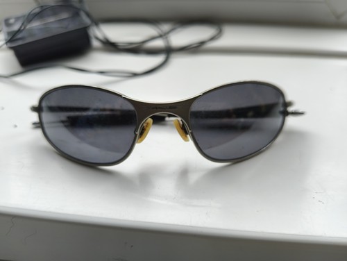 Oakley wire sunglasses - a,