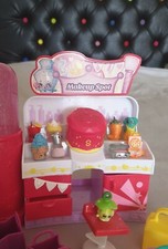 Shopkins Make Up Spot, Lipstic Shelves, Extras And 17 figures