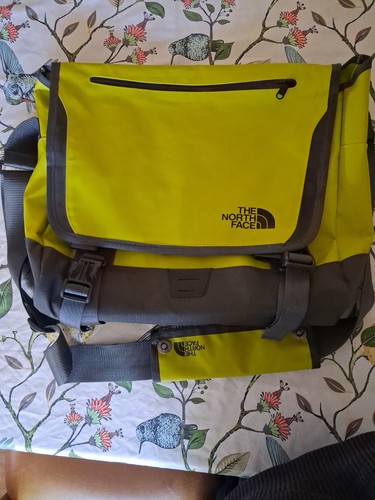 North face base - camp, messenger