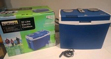 Halfords 12v Cool box hot or Cold 35 Litre In Car cigarette lighter connection