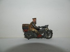 PRE WAR BRITAINS LEAD MOTORCYCLE DISPATCH RIDER                O1