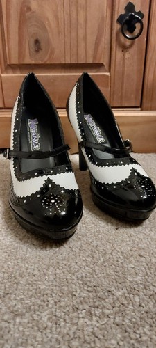 Black white high heels shoes - white,