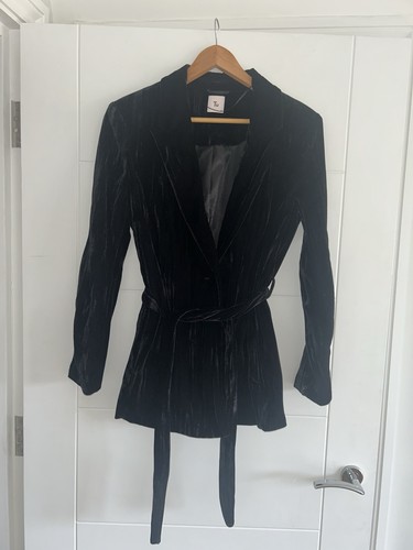 Black crushed velvet belted - black,