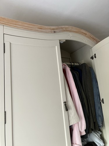 Top quality solid pine triple - top,