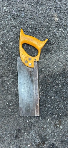 Hand wood saw
