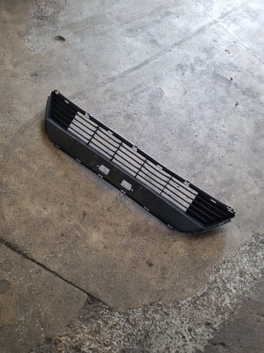 Front bumper lower - front,