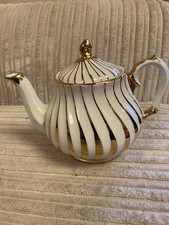 Vintage Sadler England Teapot