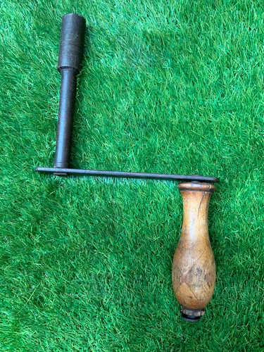 Vintage table winding handle - table,
