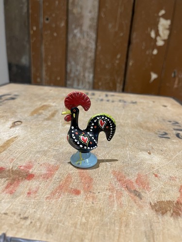 Barcelos rooster figure - barcelos,