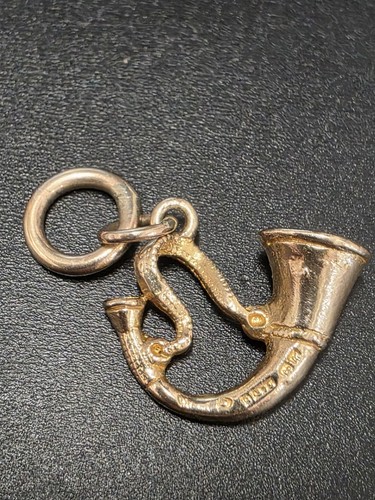9ct gold charm - gold,