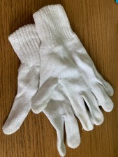 White knitted Parade
