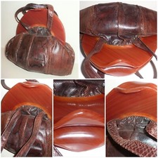 SNAKESKIN HANDBAG WITH BUTTERSCOTCH BAKELITE FRAME C 1940's - GOOD ORDER