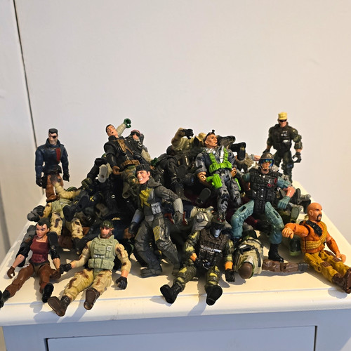 Soldier action figures - action,