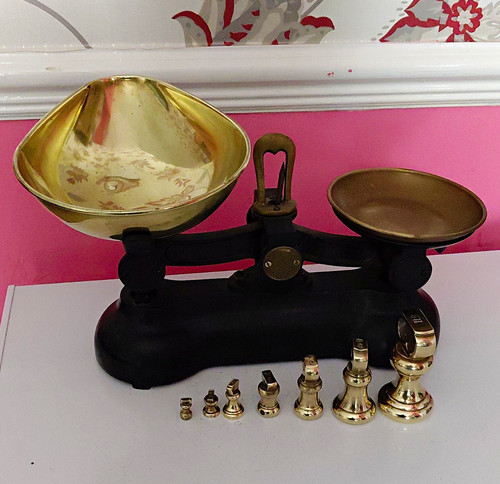 Vintage black cast iron - black,