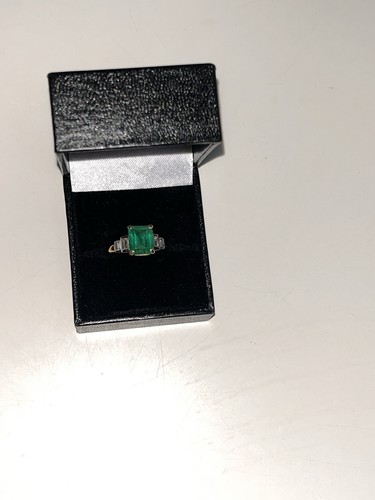 Carats emerald and - carats,